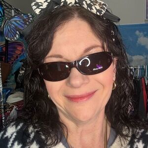 New Miu Miu Sleek tortoise and metal frame Sunglasses